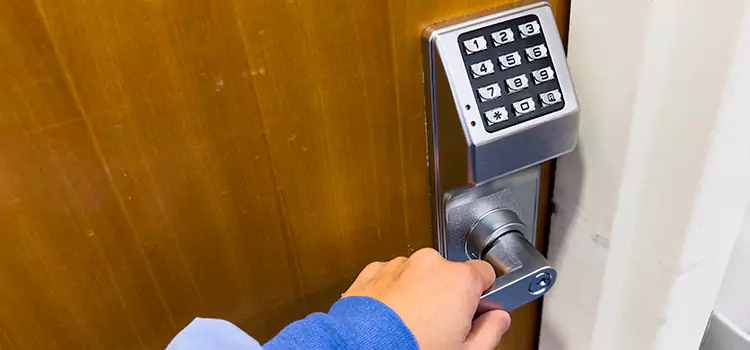 Why Choose Us for Your Keypad Lock Needs in Deerfield, IL?